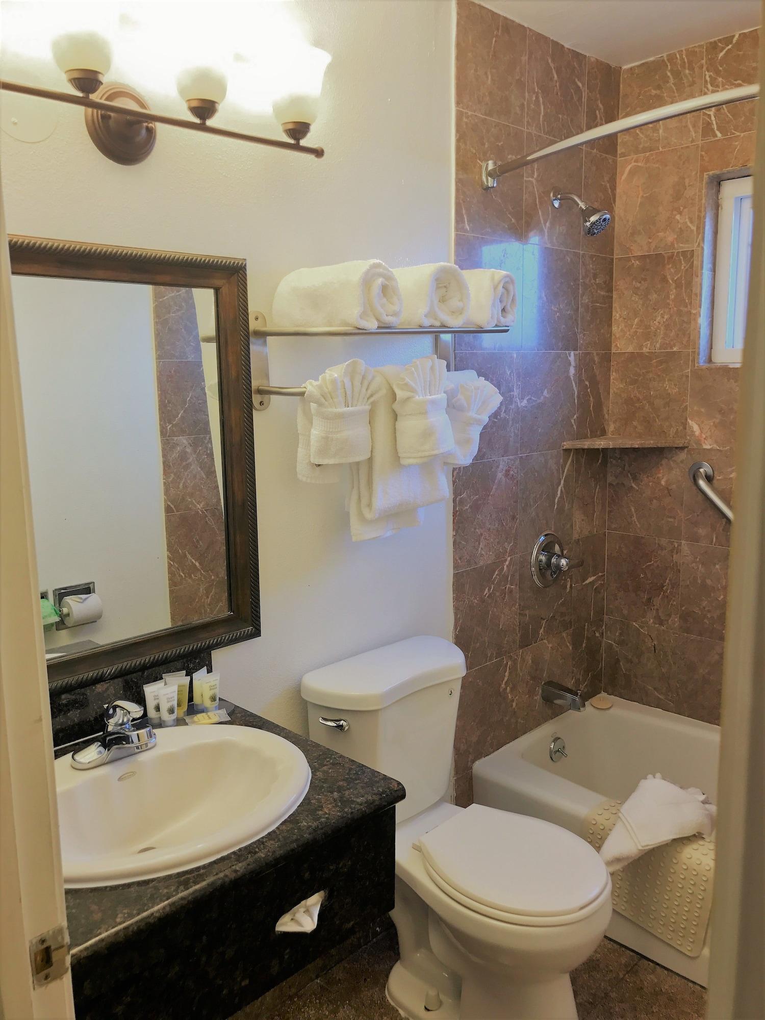 Stargazer Inn And Suites Monterey Eksteriør bilde